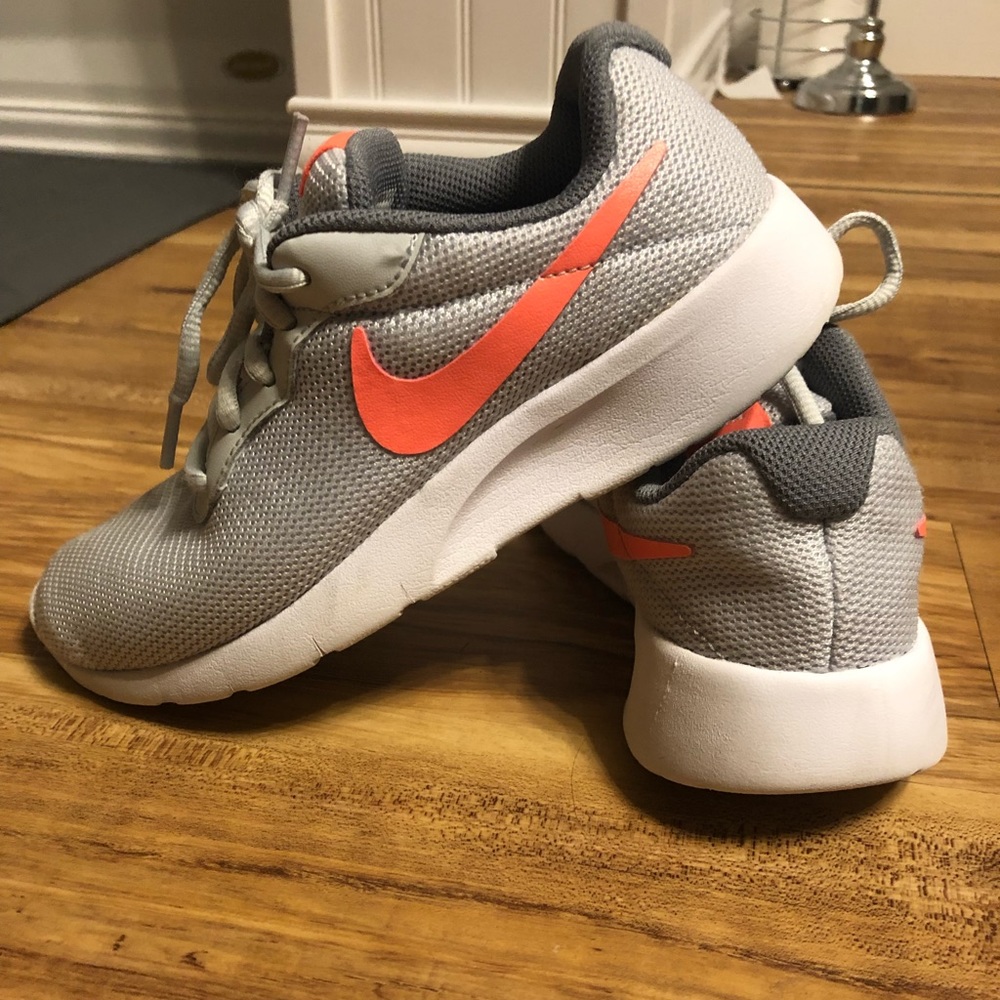 Girls Nike Gently Worn Sneakers